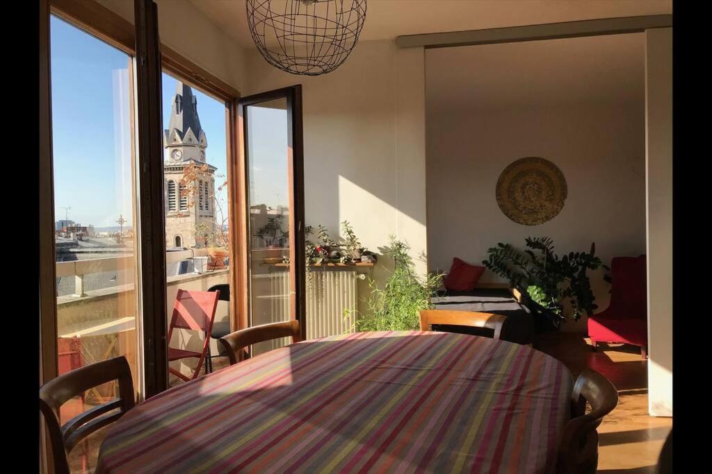 Le Charme De Montmartre A Ciel Ouvert París Exterior foto
