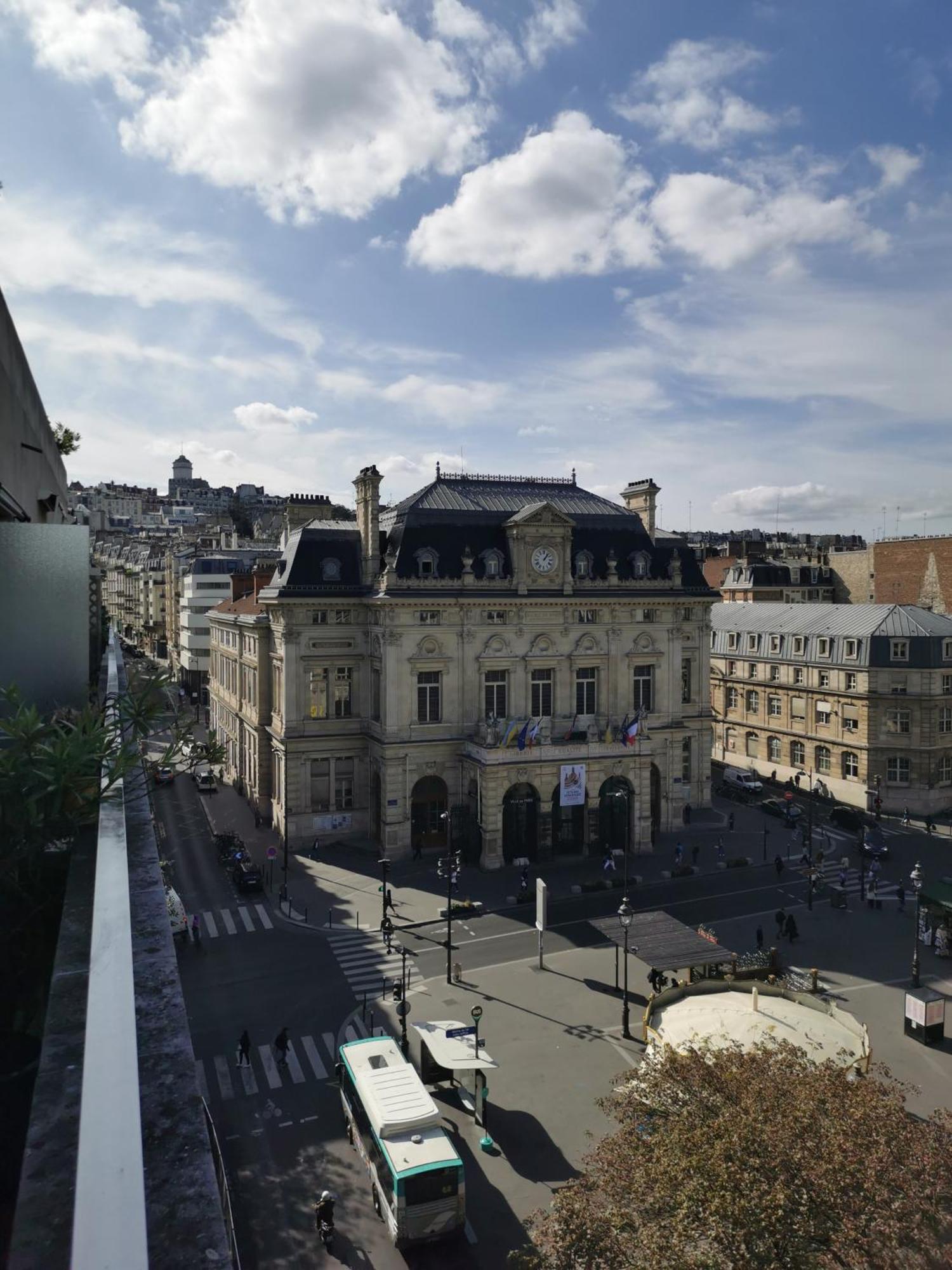 Le Charme De Montmartre A Ciel Ouvert París Exterior foto